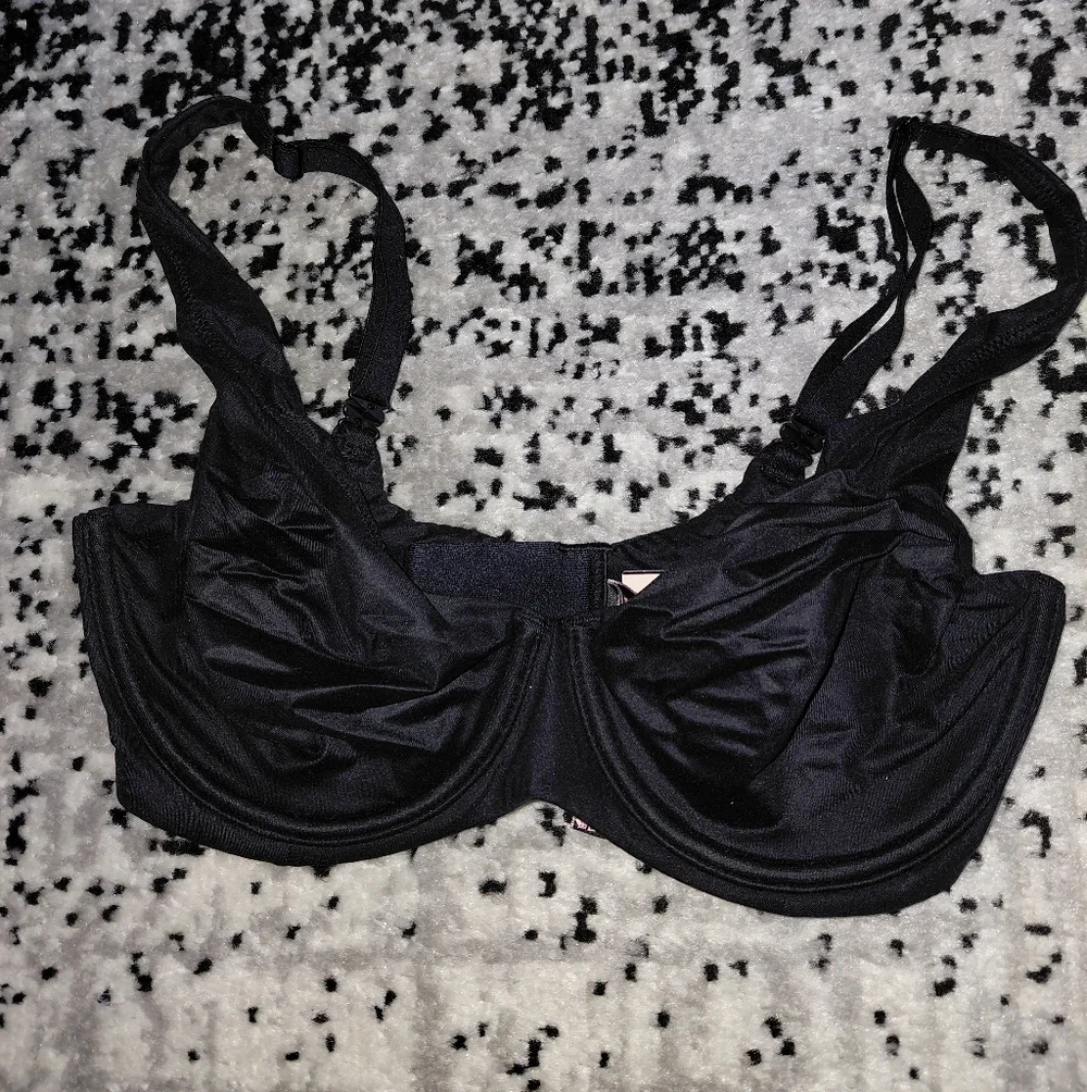 NWT Victoria's Secret Body by Victoria Unlined Demi Bra 32DD Solid Black - Picture 8 of 16